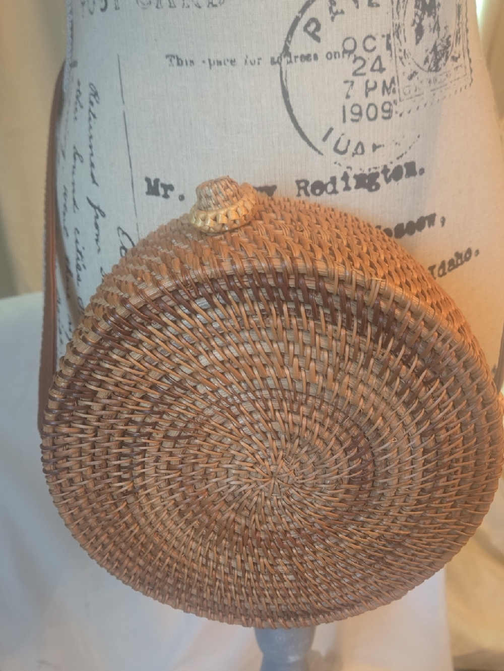 Round Woven Crossbody Bag in Brown